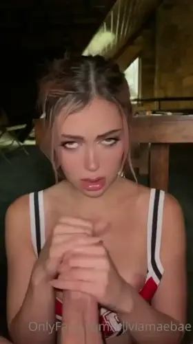 Cheerleader drains him