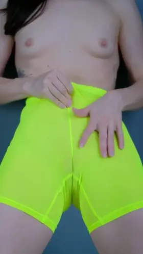 eat or lick my pussy