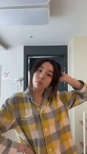 (Ladies Code) ASHLEY - Buss It