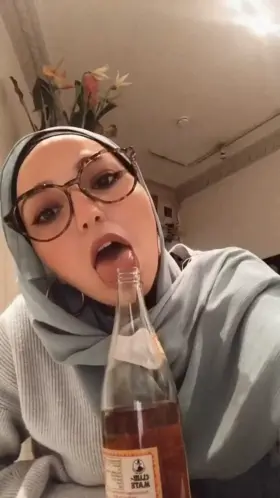 Would I look cute giving you a bj?