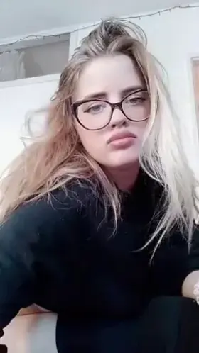 hi bunny can you fuck me?