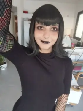 Mavis Dracula from Hotel Transylvania by Twerk Kitty