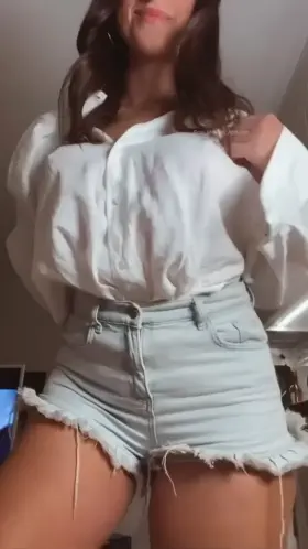 Happy Monday! hope this brightens your mood [flash]