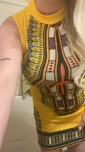 Good moaning! Who’s going to cum fill this pussy?