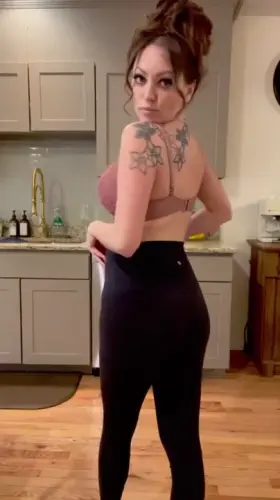 I love being in the kitchen, you should join me [f]