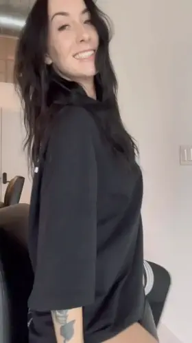 u/gothspvtHad a little fun in her chair