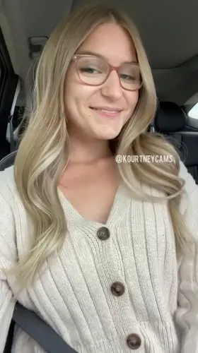 I like to show my tits to oncoming drivers