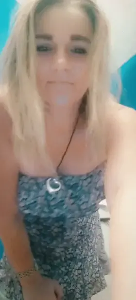 Nothing under my sundress [OC]