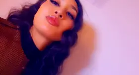 You wanna stick it in? 🤤