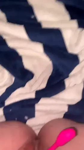 I need a real man to make my pussy cream