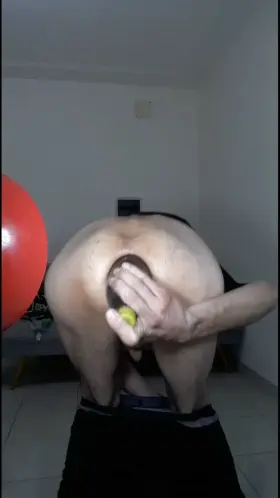 i love watching how my belly bulges