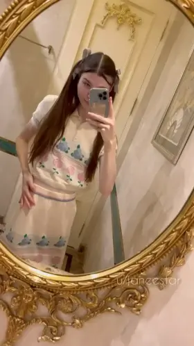 My type is guys who like to fuck petite and tiny female bodies 😝