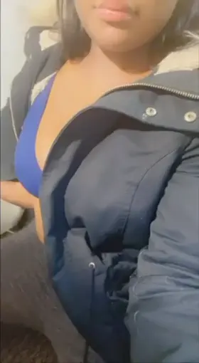 Spend your snow days with me💙❄️