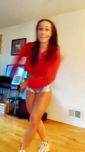 Ashley D'Amboise 🍑