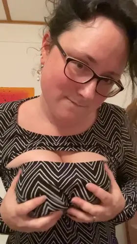 I hope that this video demonstrates how bouncy and fluffy my tits are!