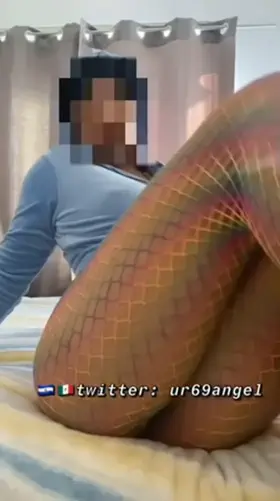 Open up my legs and fuck me daddy