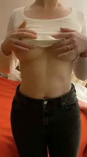 My minimal melanin on display :) (OC)