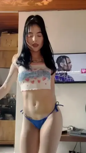 Petite brazilian exhibitionist