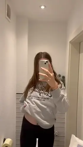 My bf pisses me off, so I show u my boobs 🥰