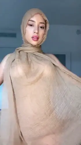 Any Loves To Arab Girls 😇? ( To Get Her Free Folder, Please Check Comments BelLow ) 👇👇