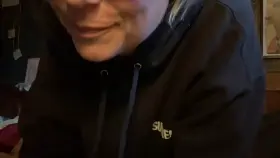 Say yes to, being bent over and hoodies! Say no to pants!