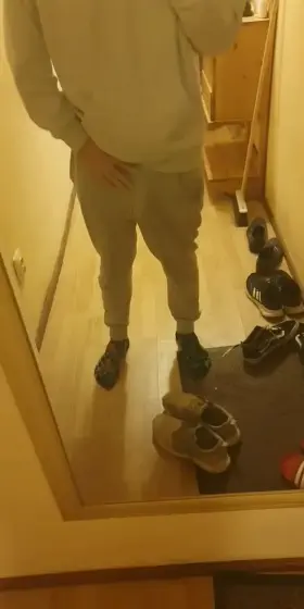 come get on your knees