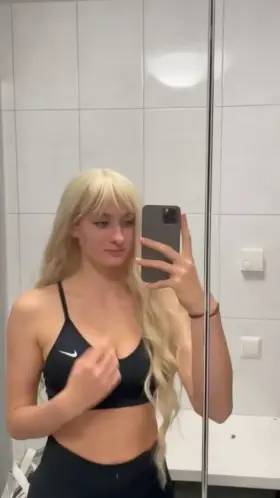 got a little horny in the gym cabin after the workout.. had to show you my big tits 😌 would you have fun with me in the gym cabin...