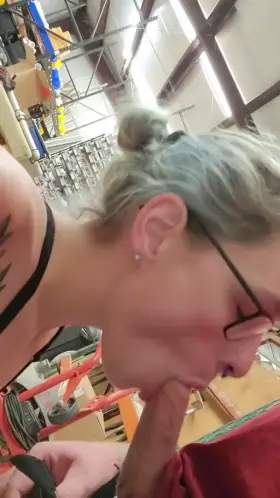 Blowjob in mart