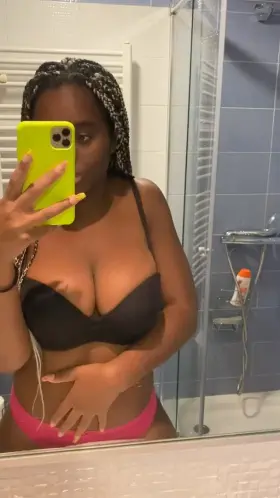 (F19) Mirror, Mirror on the wall, who has the biggest titties off them all?😇