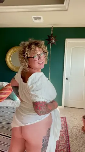 Would you help me take these off? [40F]💫💗✨