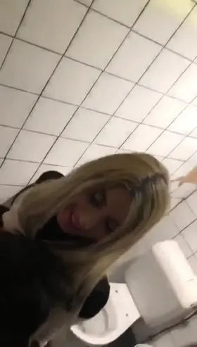 Wild drunk girls going all out in the restroom + full vid in the comments