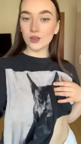 Shaking my tits or shaking my ass, choose one :P