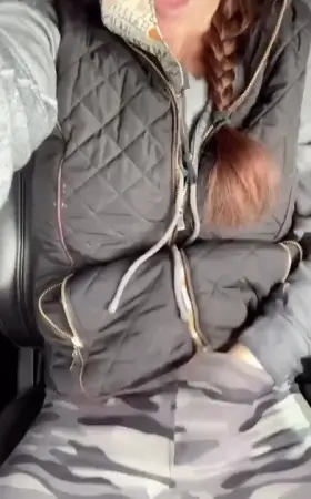 Needed to pull over! Horny mom issues 🤷🏻‍♀️ (f)