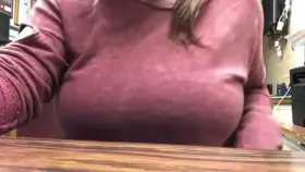 Don’t mind meee droppin office titties 🤫