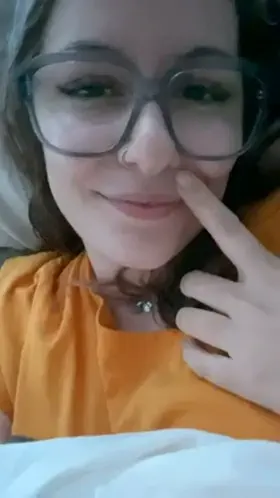 Who's this goddess, please? (Flashing, glasses)