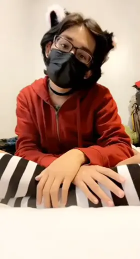 Just a little catboy showing off ;3