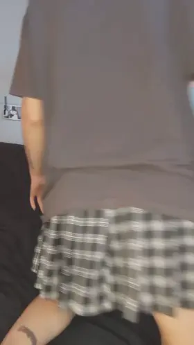 showing off my cheeky undies to strangers is my kink 😜