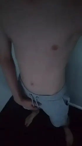 Pulling out my teen dick 🍆