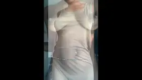 My clit is throbbing. Come rub it pls !