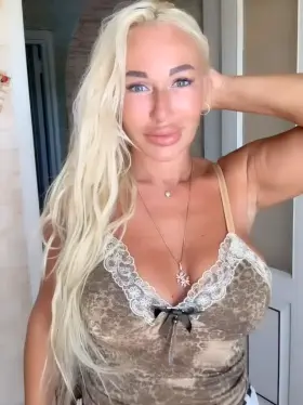 A MIlf came into your room , I know what will happen next