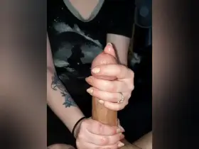 [kik ccoocckkoo] I'm open to know about strange and new kinks and fetish. Tell me what's yours and send me some vids and pics of it I may like it too