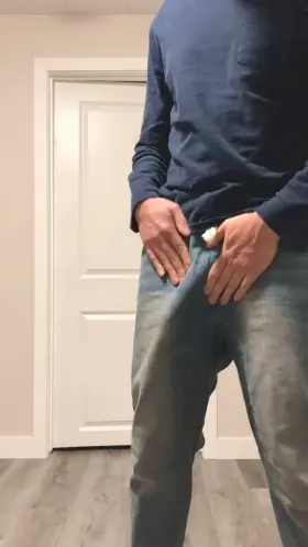 What’s that? You wanna see my cock? Ok!