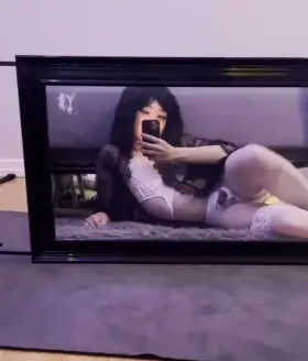 don’t u hate it when ur balls get stuck to ur thigh