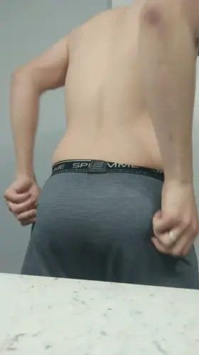 My hairy daddy ass with a vibrating anal toy