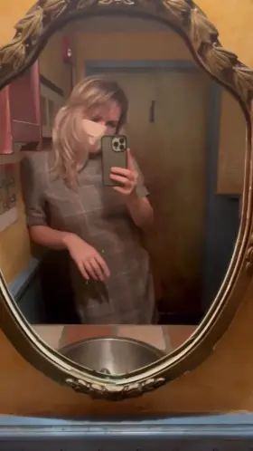 Let's get naughty at the restaurant ;) [f]