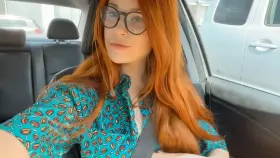 I wonder if the FedEx man behind me has a package for me.