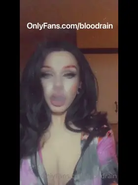 Making it clap, my big girlcock dripping double ropes of precum, and how I’d tease your cock before I shove it in balls deep ;) - How would you make me cum?