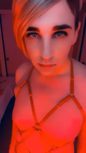 The skimpiest shit I’ve ever worn 💙