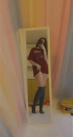 Just a quick little tease 💕