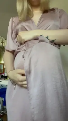 Can you tell how petite I am?